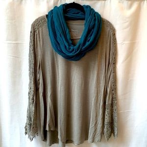 Moss green tunic & turquoise infinity scarf